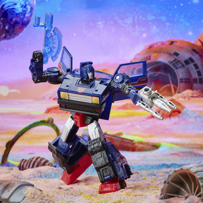 Transformers - Legacy - Deluxe Class Autobot Skids Action Figure (F3008) LOW STOCK