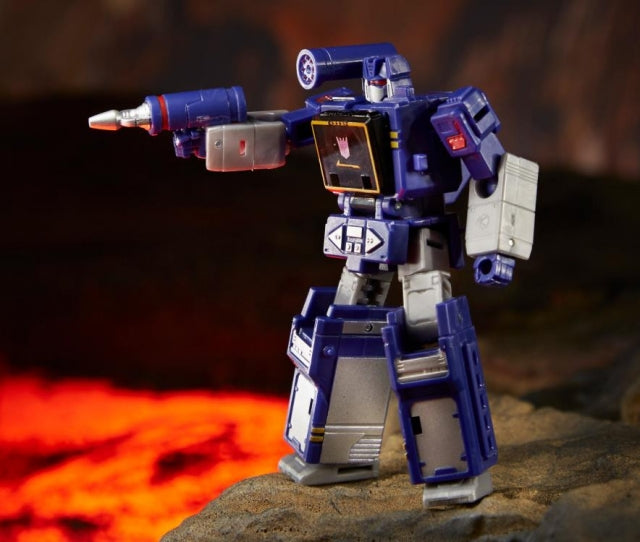 Transformers - War for Cybertron: Kingdom - WFC-K21 - Core Class - Soundwave Action Figure (F0667)